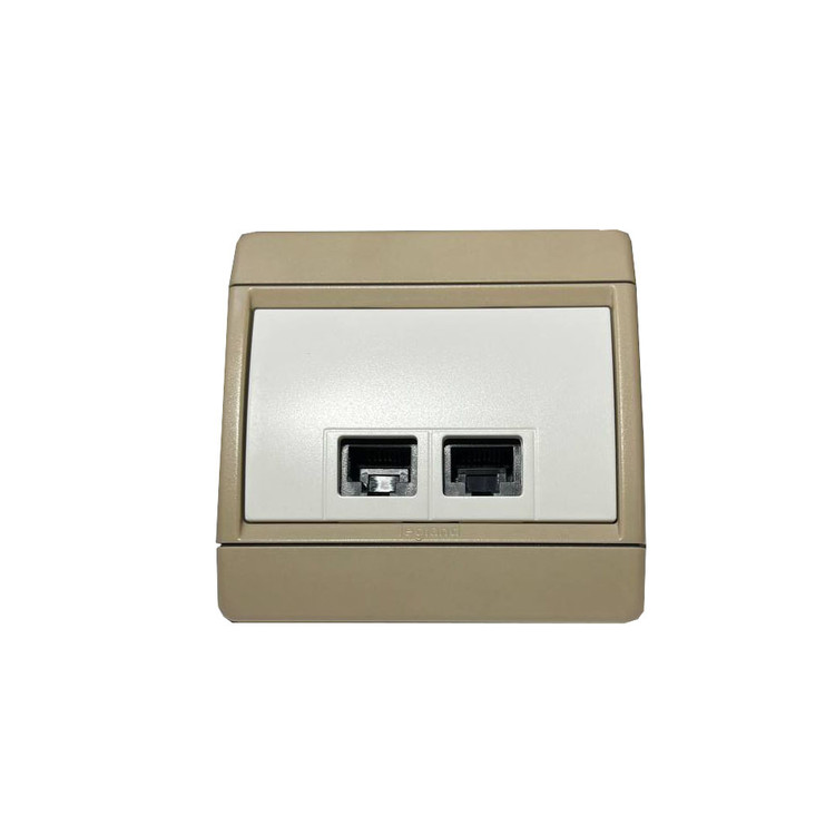پریز شبکه لگرند مدل کلاب rj 45 double socket main 1 4