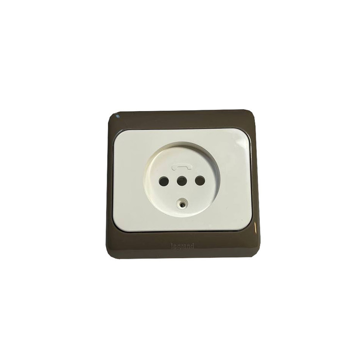 پریز تلفن لگرند مدل دیپلمات 681120 main 1 1