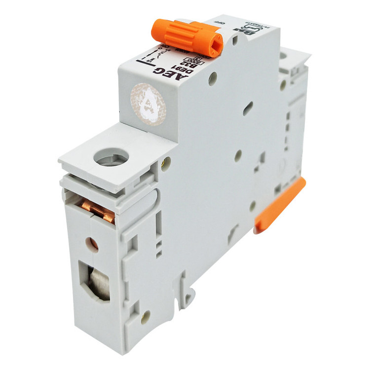 فیوز مینیاتوری تک فاز 32 آمپر AEG